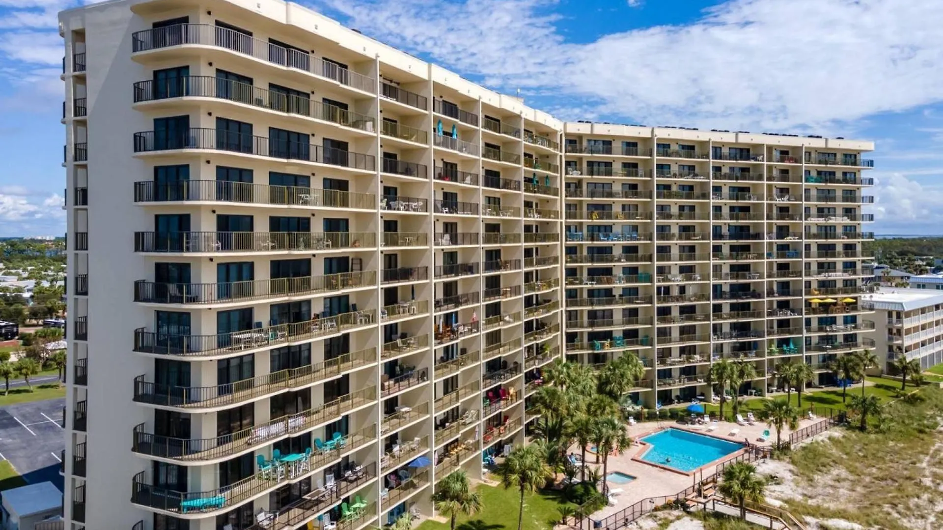 Commodore 906 Panama City Beach