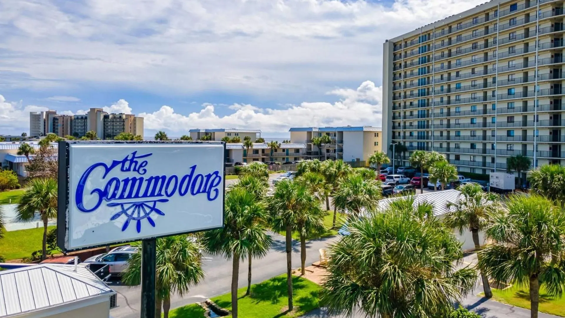 Commodore 906 Panama City Beach